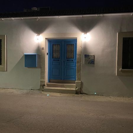 Villa Caerus Paphos ภายนอก รูปภาพ